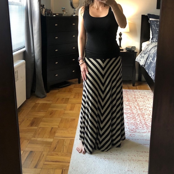 Kenneth Cole Black and Tan Striped Maxi Skirt - Picture 1 of 7